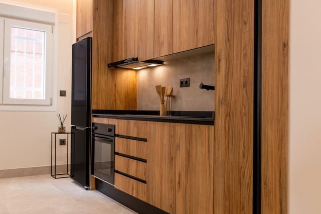 1 bedroom Apartment for sale in Granada city - € 137,900 (Ref: 9975638)