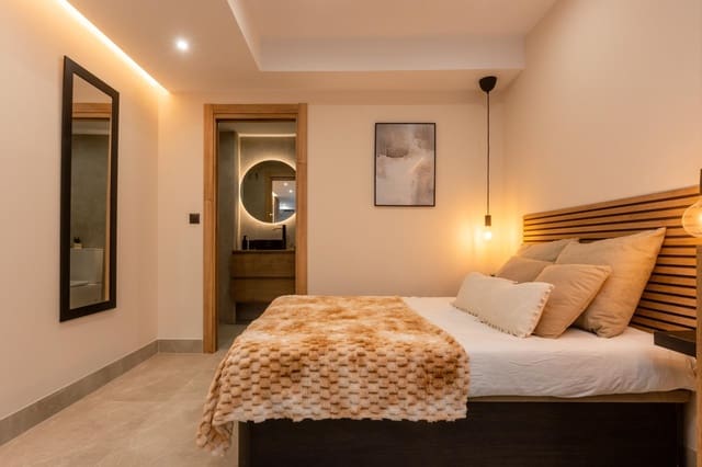 1 Zimmer Studio zu verkaufen in Granada Stadt - 132.500 € (Ref: 9975640)