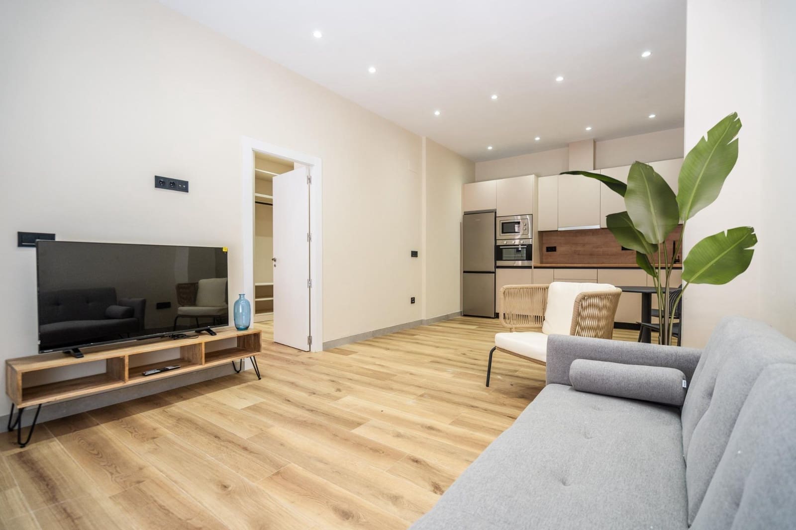 1 bedroom Flat for sale in Granada city - € 169,900 (Ref: 9975641)