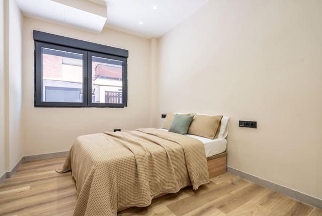 1 slaapkamer Flat te koop in Granada stad - € 169.900 (Ref: 9975641)