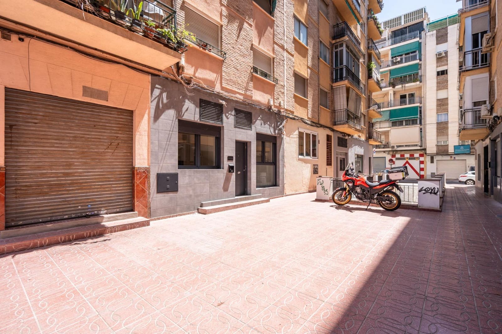 1 bedroom Flat for sale in Granada city - € 169,900 (Ref: 9975641)