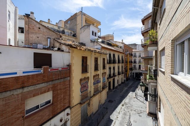 4 slaapkamer Flat te koop in Centro, Granada stad - € 330.000 (Ref: 9975642)