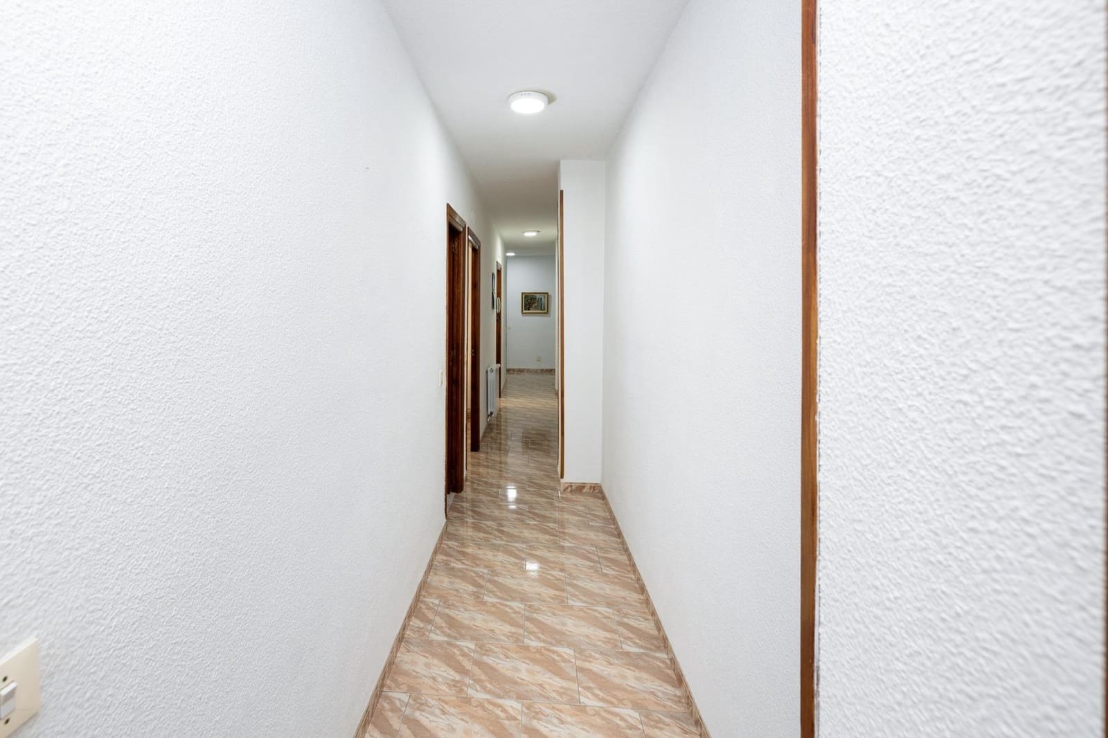 4 Zimmer Wohnung zu verkaufen in Granada Stadt - 330.000 € (Ref: 9975642)