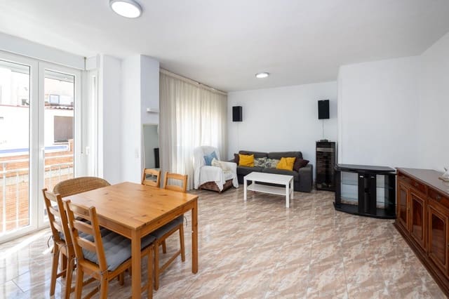 4 slaapkamer Flat te koop in Centro, Granada stad - € 330.000 (Ref: 9975642)