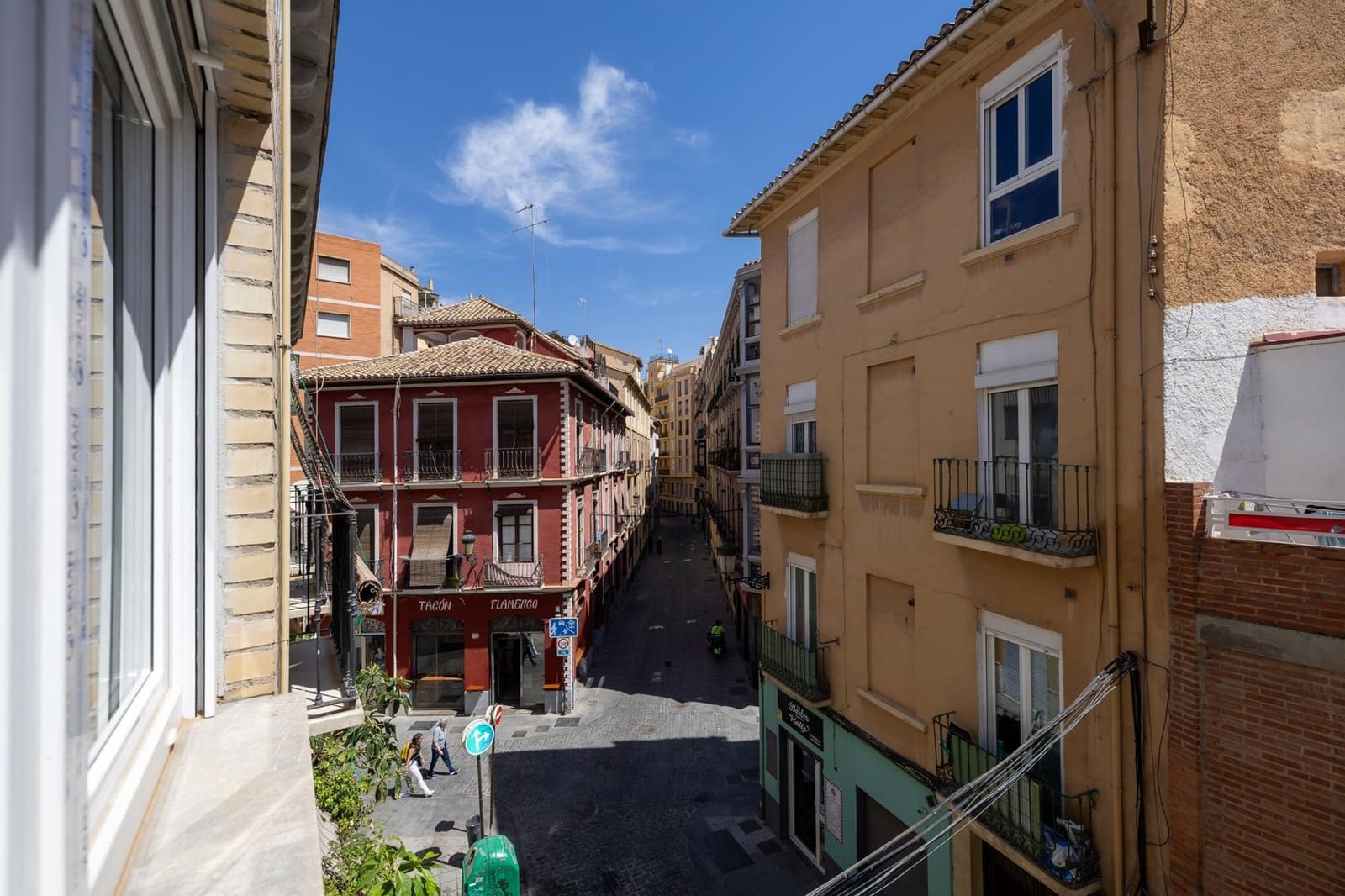 4 Zimmer Wohnung zu verkaufen in Granada Stadt - 330.000 € (Ref: 9975642)