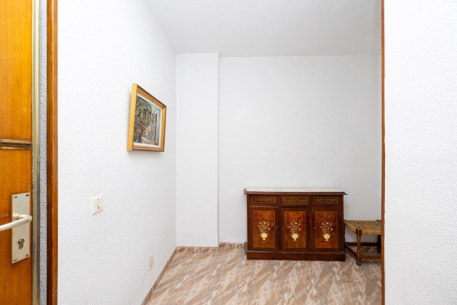 4 Zimmer Wohnung zu verkaufen in Granada Stadt - 330.000 € (Ref: 9975642)