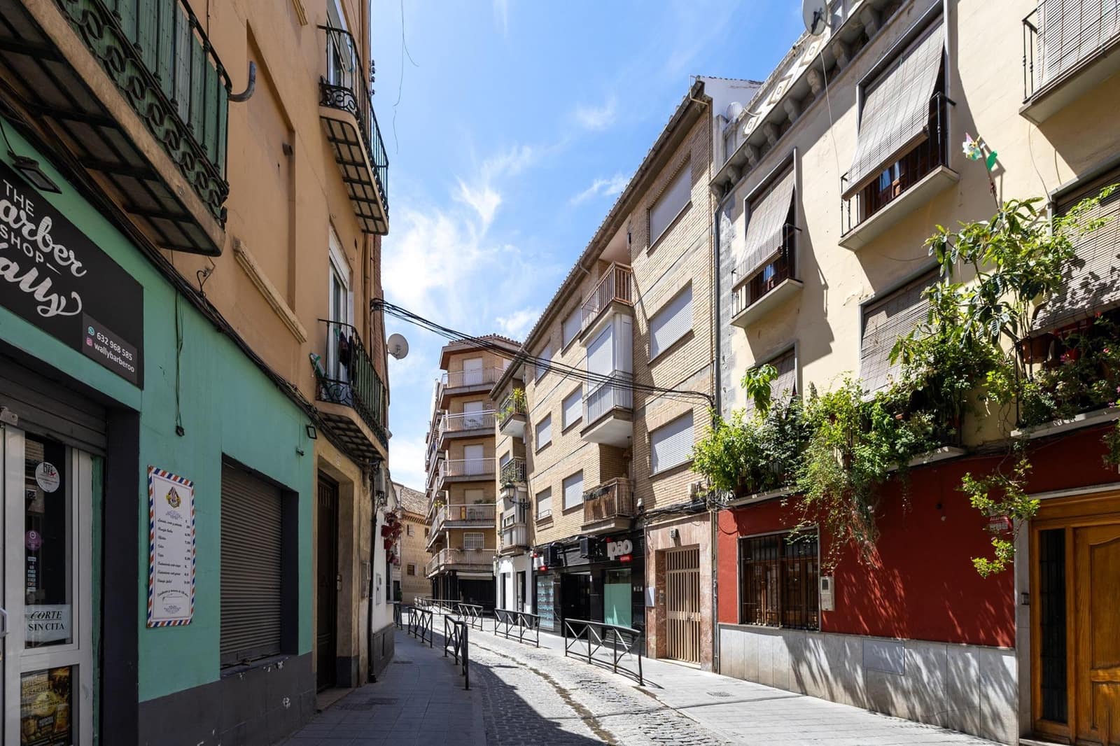 4 Zimmer Wohnung zu verkaufen in Granada Stadt - 330.000 € (Ref: 9975642)