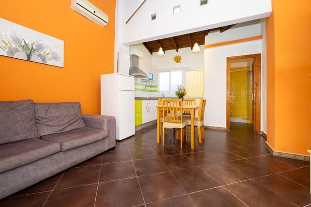 2 soveværelse Rækkehus til salg i Motril - € 135.000 (Ref: 9975643)