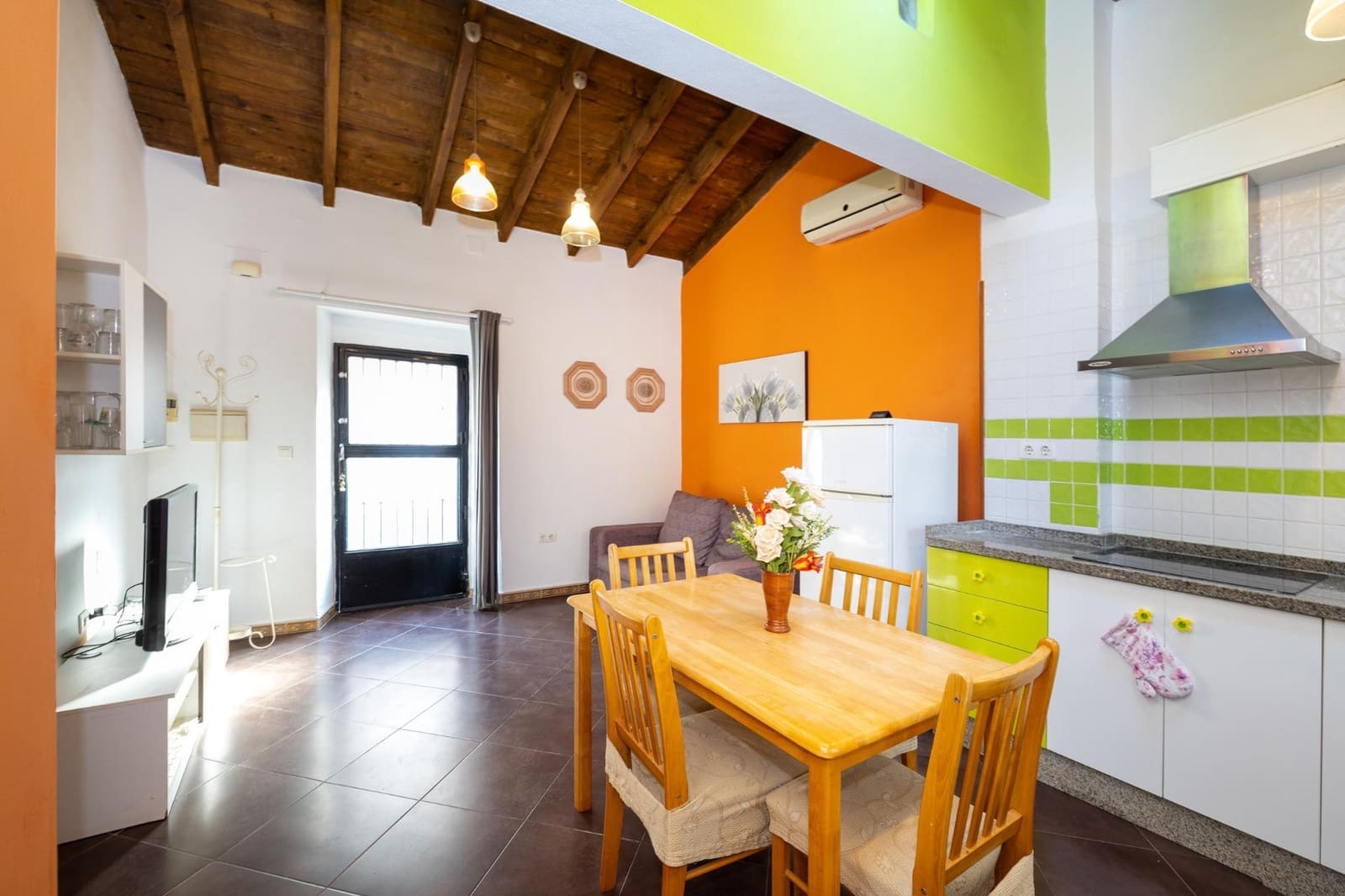 2 bedroom Terraced Villa for sale in Motril - € 135,000 (Ref: 9975643)