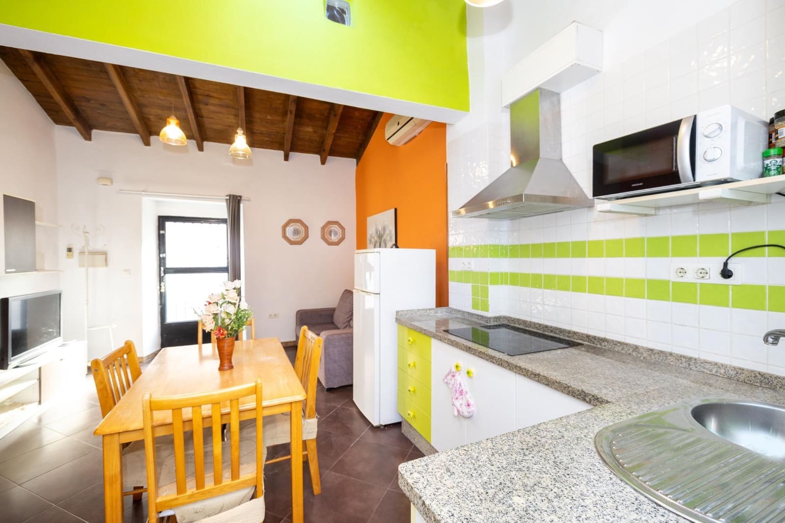2 bedroom Terraced Villa for sale in Motril - € 135,000 (Ref: 9975643)