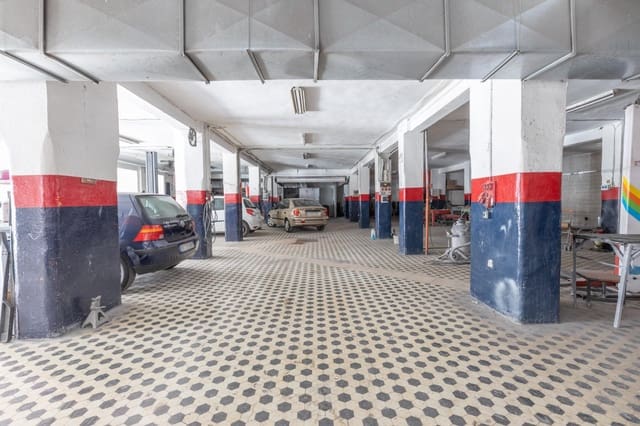 Erhverv til salg i Figares, Granada by - € 400.000 (Ref: 9975644)