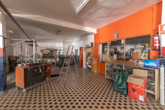 Erhverv til salg i Figares, Granada by - € 400.000 (Ref: 9975644)