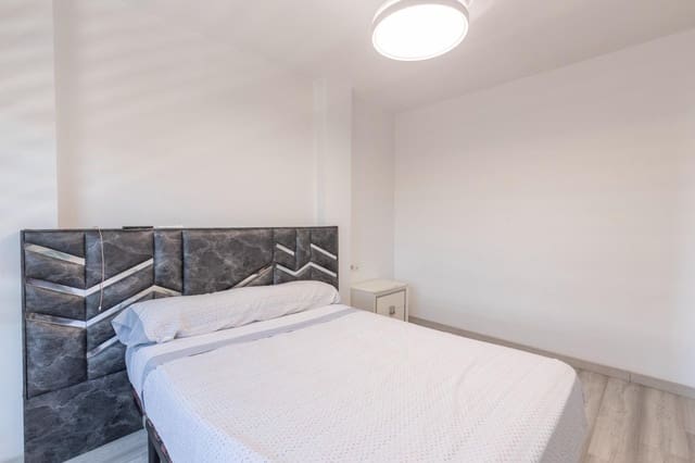 4 chambre Villa/Maison Mitoyenne à vendre à Pulianas avec piscine garage - 250 000 € (Ref: 9975645)