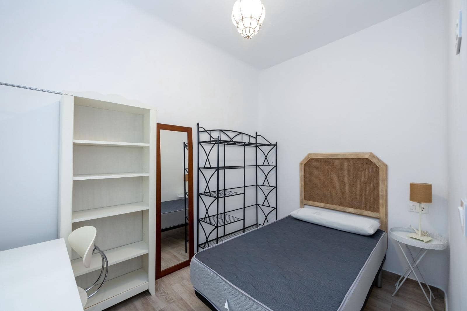 3 soveværelse Lejlighed til salg i Granada by - € 285.000 (Ref: 9977506)