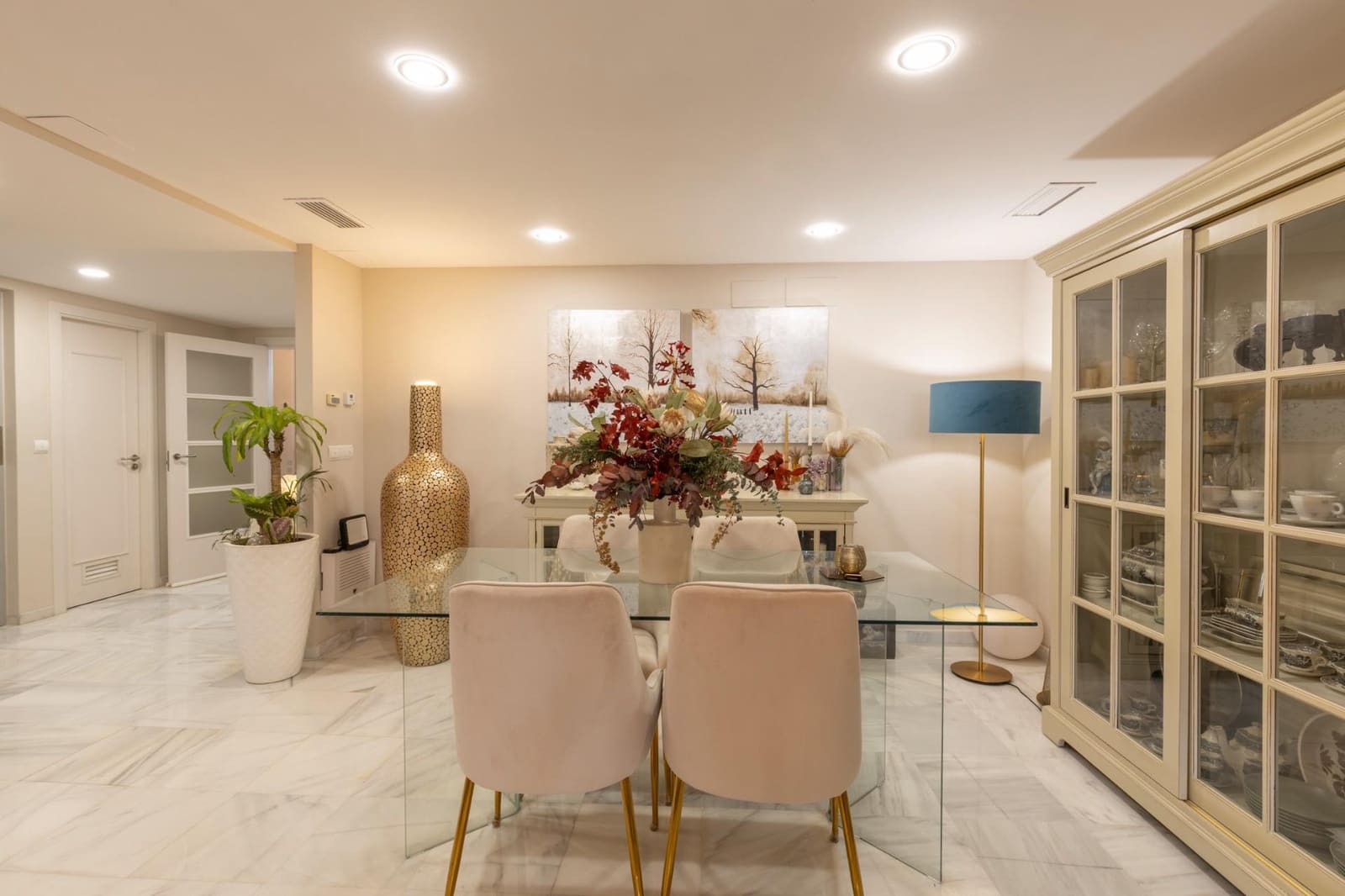Adosado de 4 habitaciones en Granada ciudad en venta con piscina garaje - 655.000 € (Ref: 9977507)