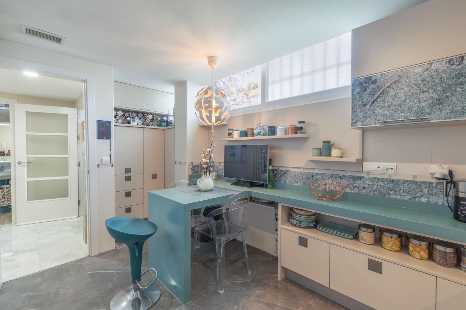 Adosado de 4 habitaciones en Granada ciudad en venta con piscina garaje - 655.000 € (Ref: 9977507)
