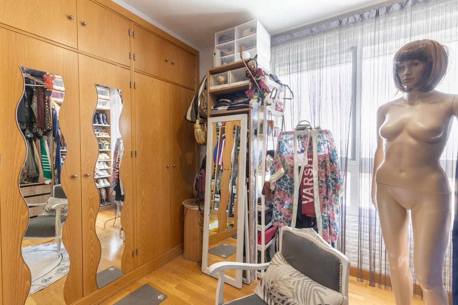 Adosado de 4 habitaciones en Granada ciudad en venta con piscina garaje - 655.000 € (Ref: 9977507)