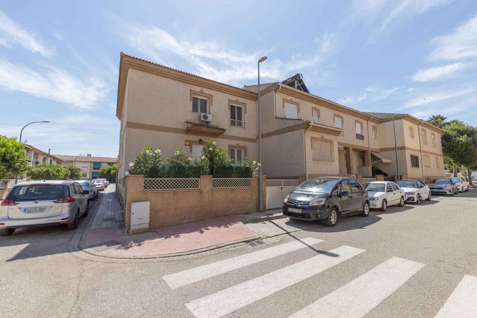 4 Zimmer Reihenhaus zu verkaufen in Santa Fe mit Pool Garage - 287.000 € (Ref: 9977508)