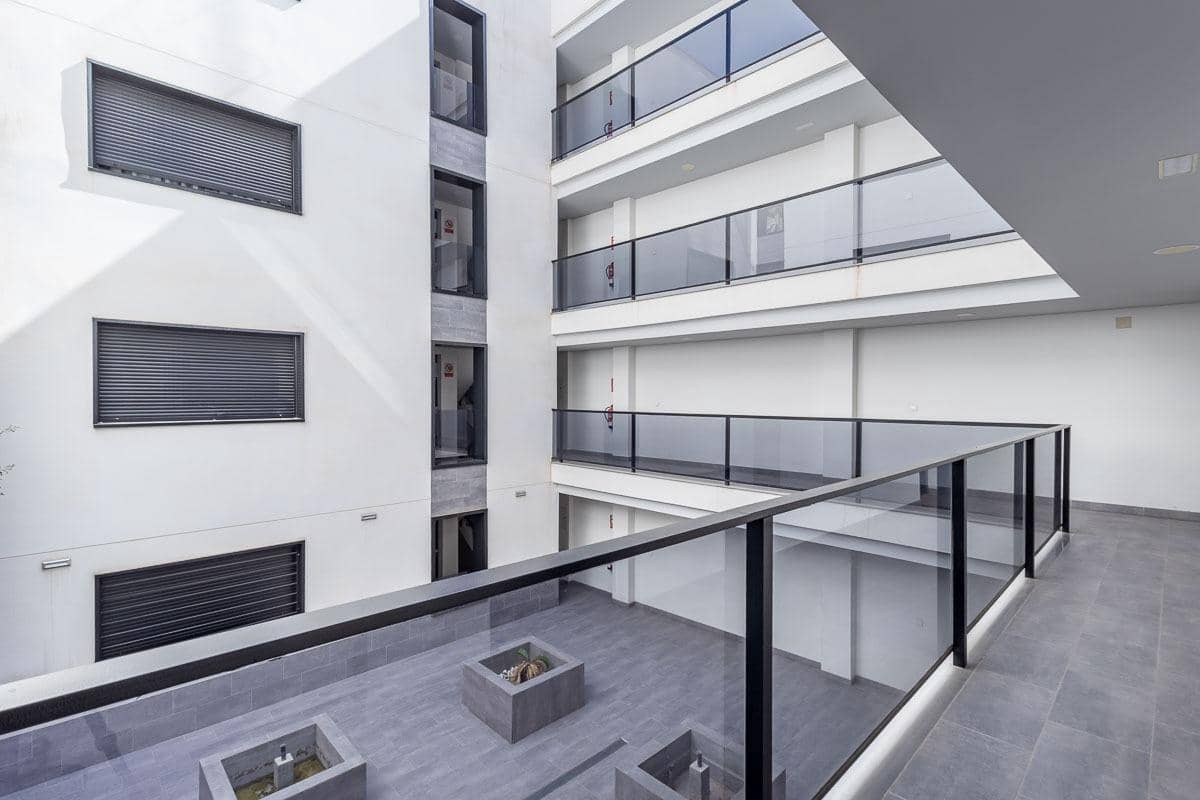 2 bedroom Flat for sale in Maracena - € 245,000 (Ref: 9977509)
