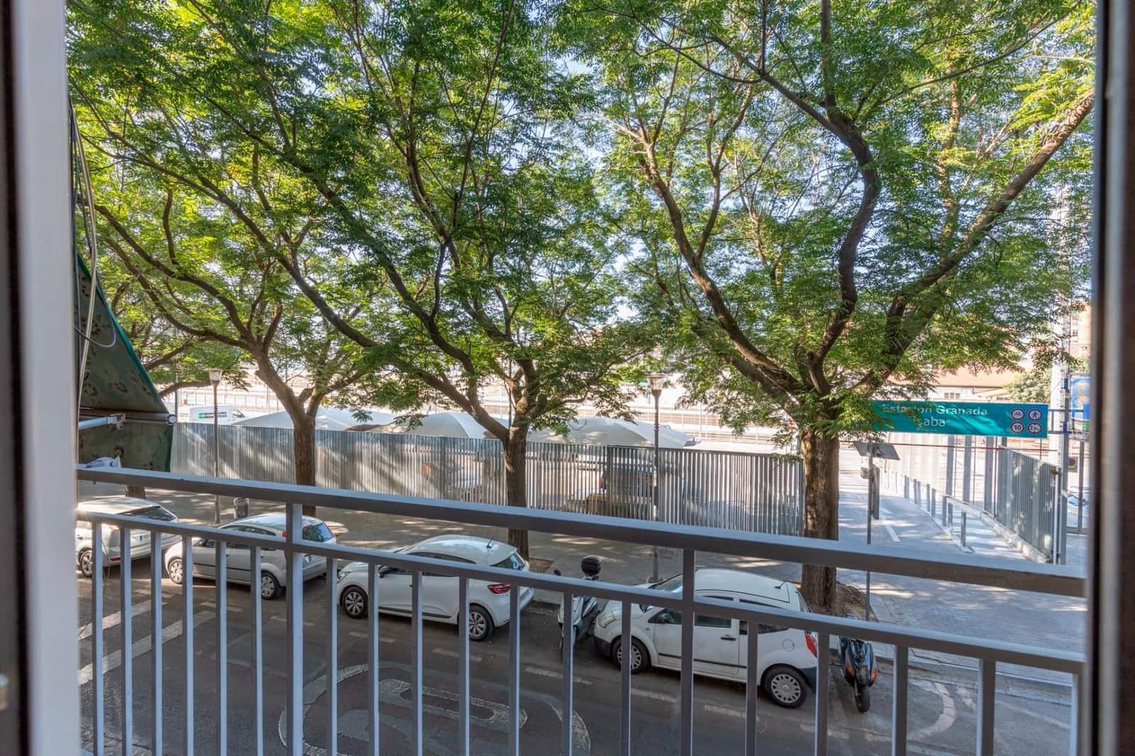 4 soveværelse Lejlighed til salg i Granada by med garage - € 270.000 (Ref: 9977510)