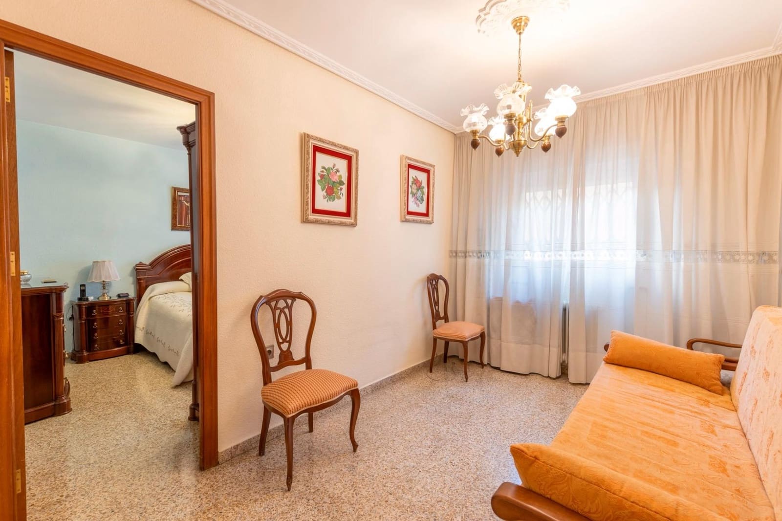 4 soveværelse Lejlighed til salg i Granada by med garage - € 270.000 (Ref: 9977510)