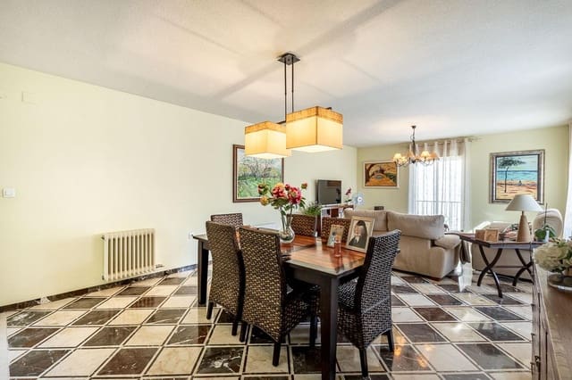 3 sypialnia Dom na sprzedaż w Gójar z garażem - 340 000 € (Ref: 9977514)