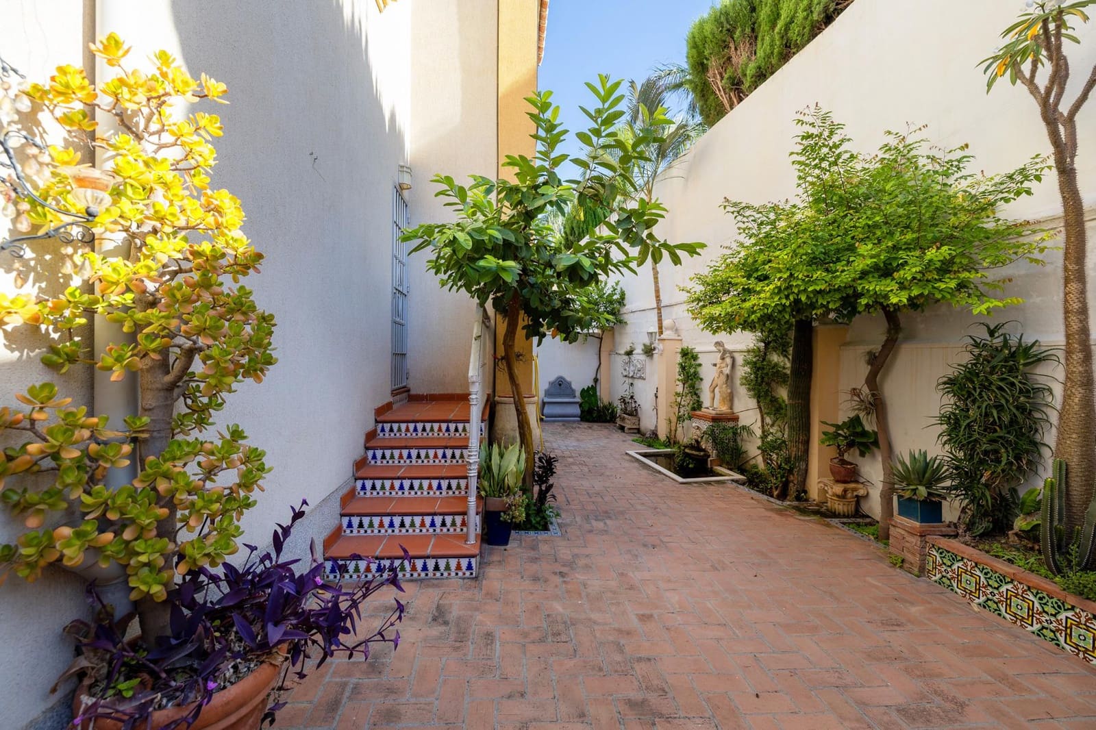 3 soveværelse Rækkehus til salg i Motril med garage - € 390.000 (Ref: 9983143)