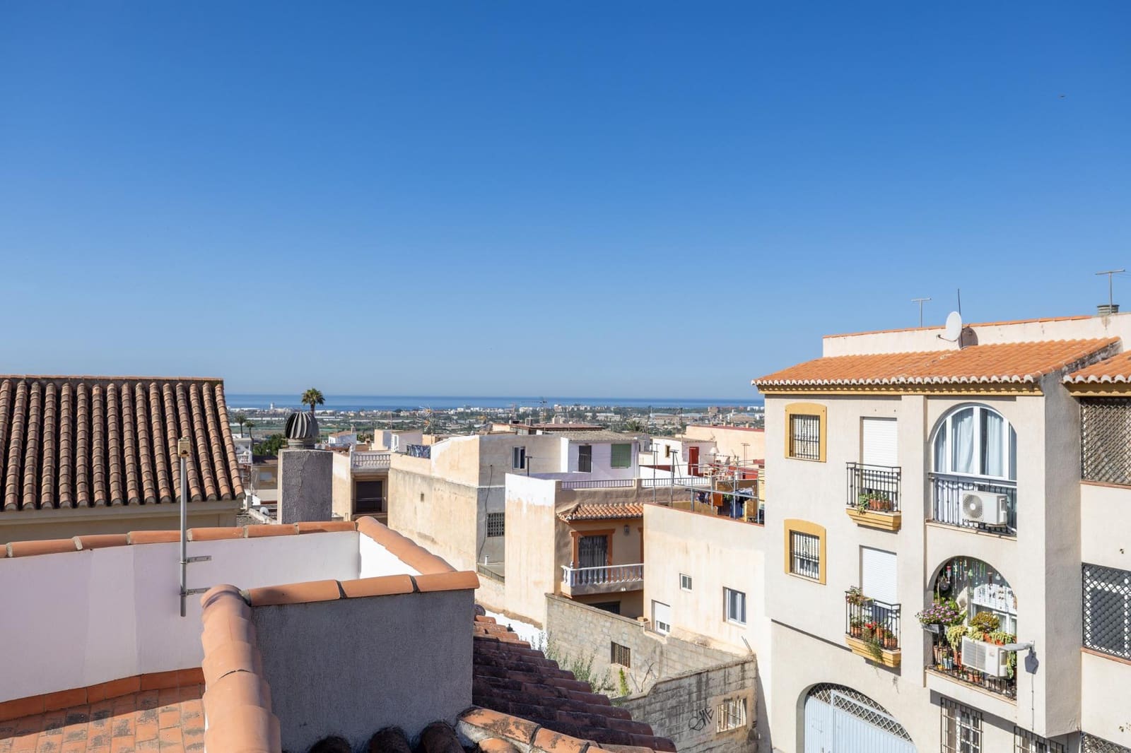 3 soveværelse Rækkehus til salg i Motril med garage - € 390.000 (Ref: 9983143)
