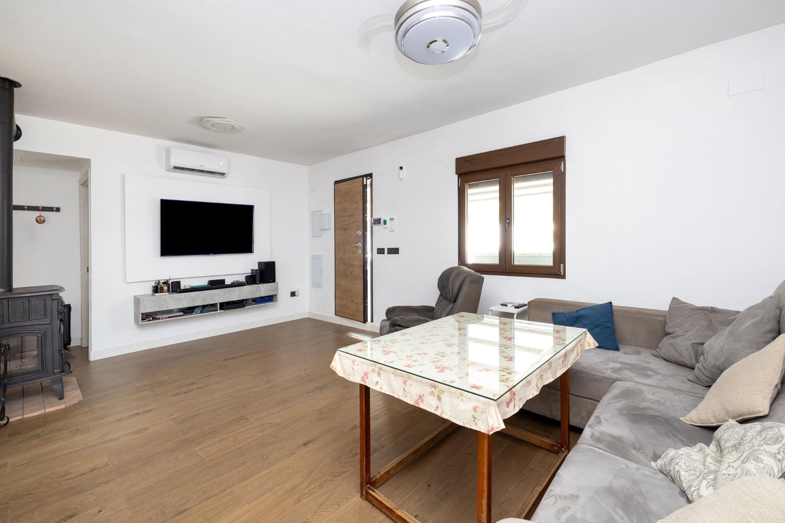 2 soveværelse Villa til salg i Albolote med garage - € 329.000 (Ref: 9983144)