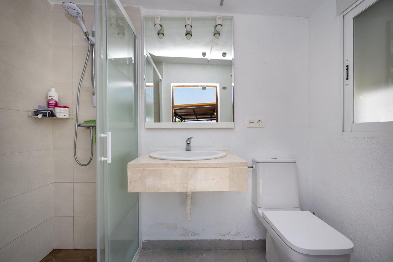 2 soveværelse Villa til salg i Albolote med garage - € 329.000 (Ref: 9983144)