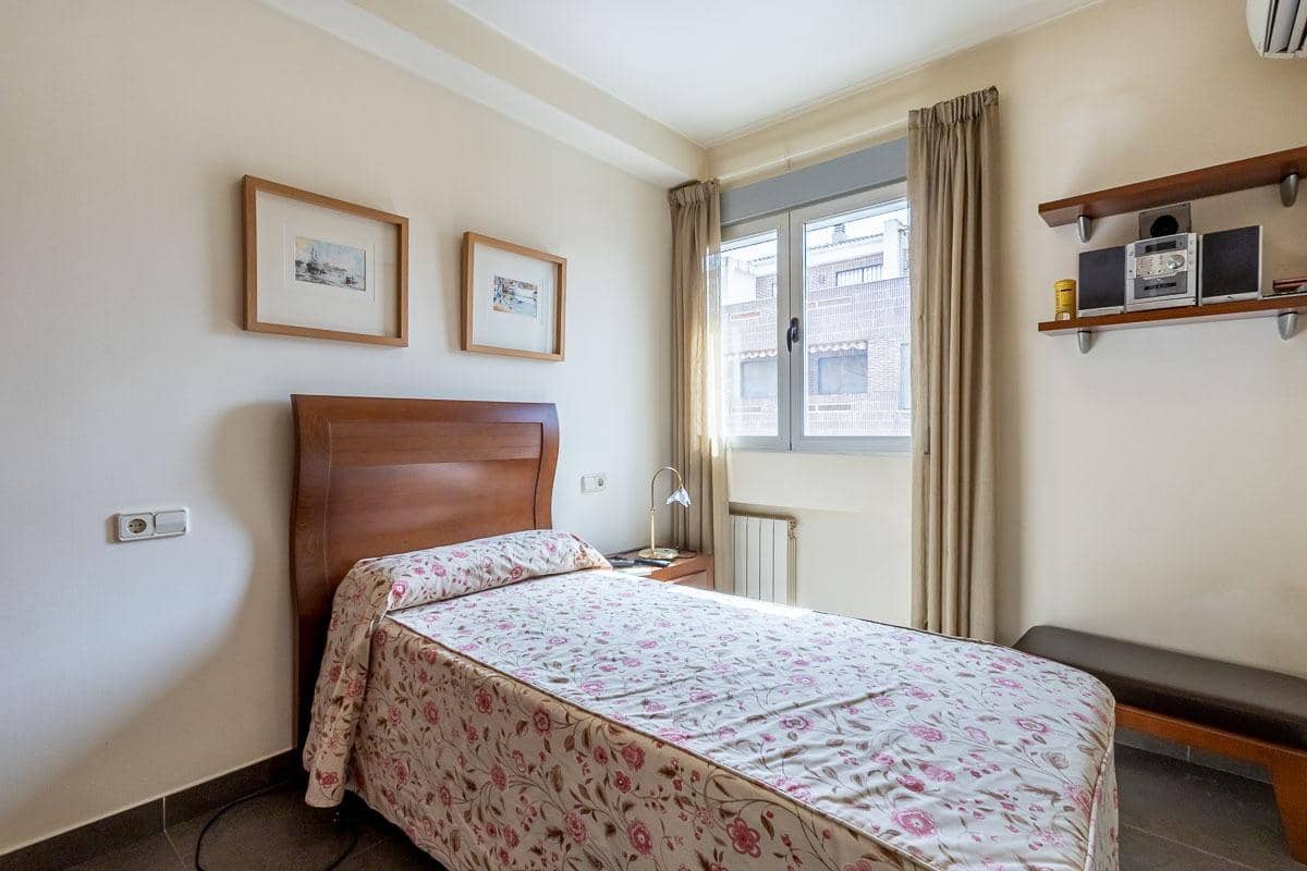 2 soverom Leilighet til salgs i Granada by - € 348 000 (Ref: 9983145)
