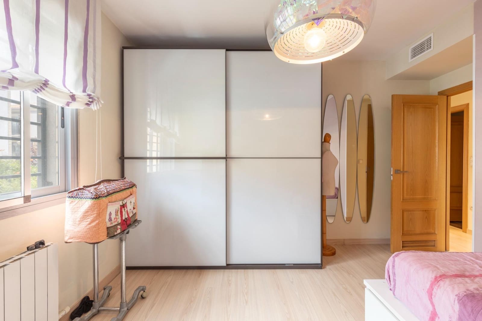 3 Zimmer Doppelhaus zu verkaufen in Granada Stadt mit Garage - 479.000 € (Ref: 9983146)