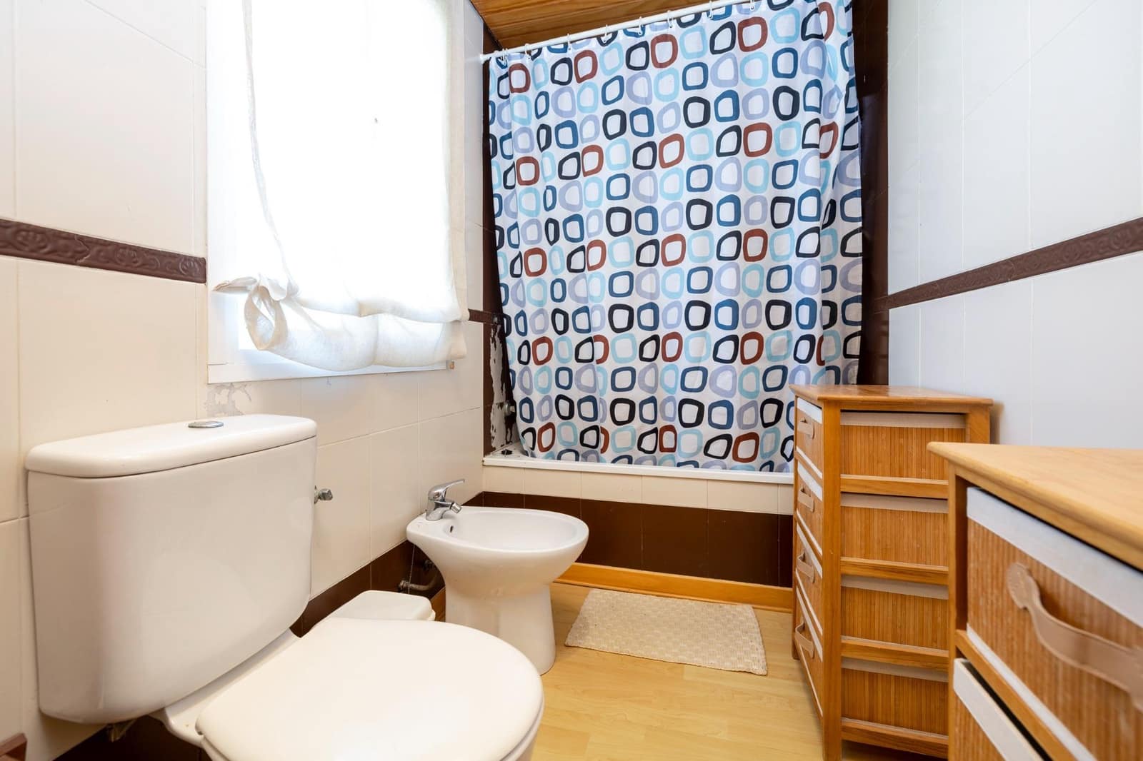 3 soverom Kjedet enebolig til salgs i Cenes de la Vega med garasje - € 249 000 (Ref: 9983148)