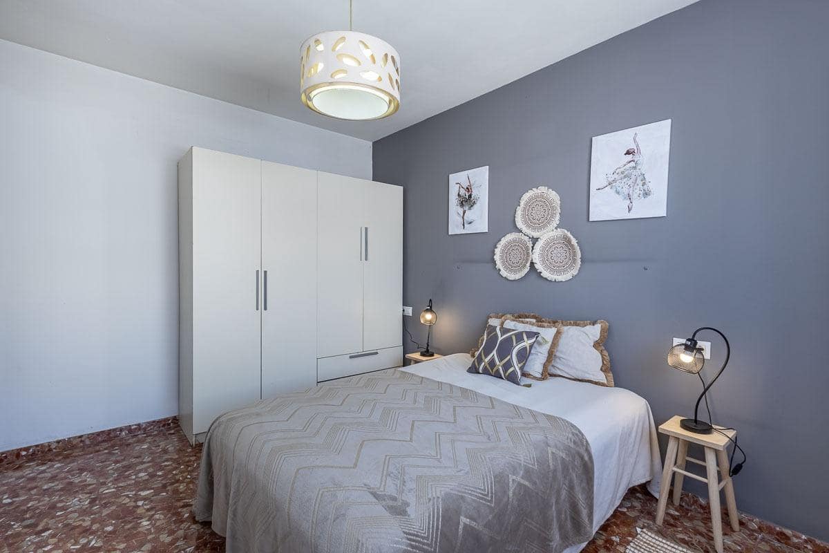 2 sovrum Lägenhet till salu i Maracena - 149 900 € (Ref: 9983149)