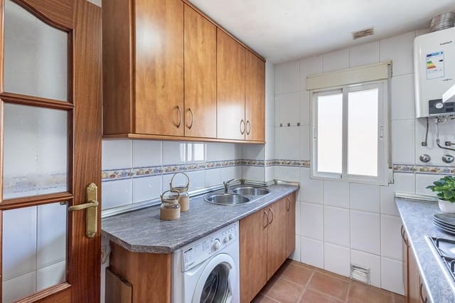2 sovrum Lägenhet till salu i Maracena - 149 900 € (Ref: 9983149)
