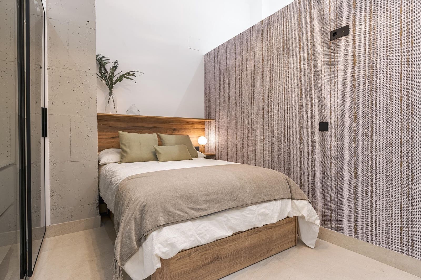 1 Zimmer Apartment zu verkaufen in Granada Stadt mit Pool Garage - 250.000 € (Ref: 9983151)