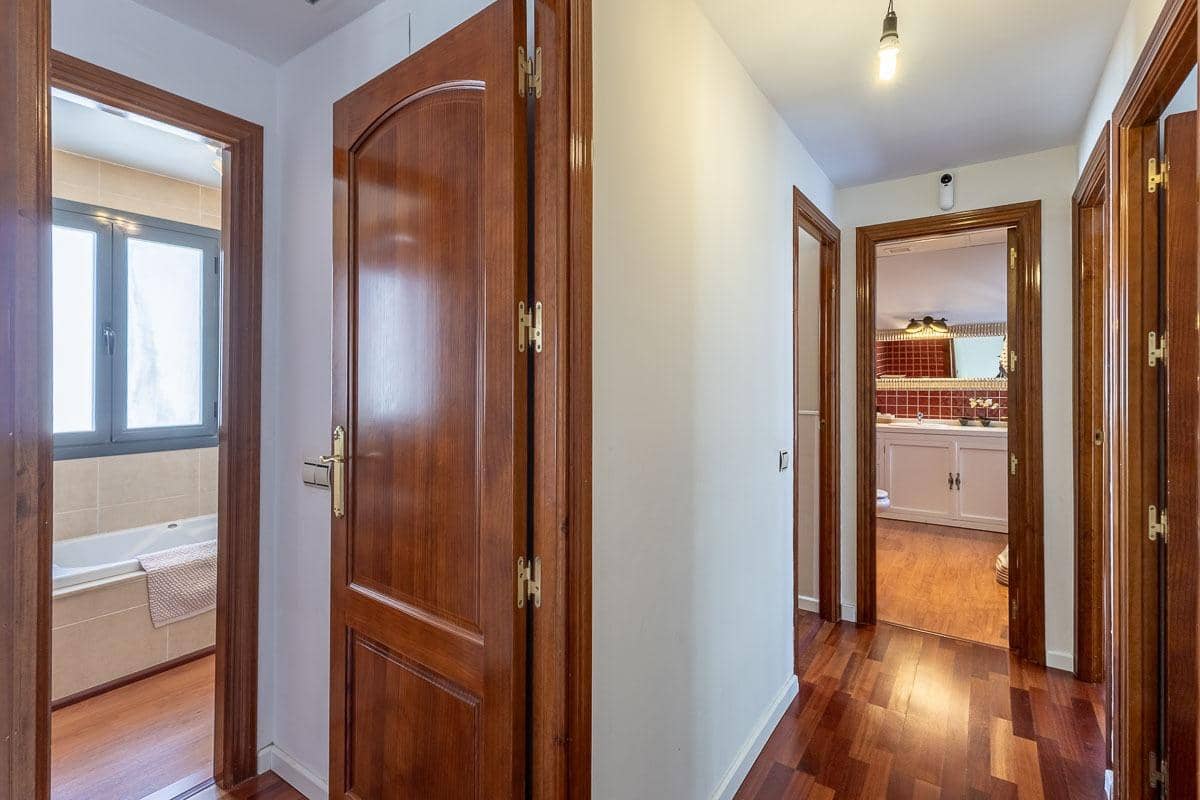 5 sypialnia Willa na sprzedaż w Dilar z basenem garażem - 485 000 € (Ref: 9985161)