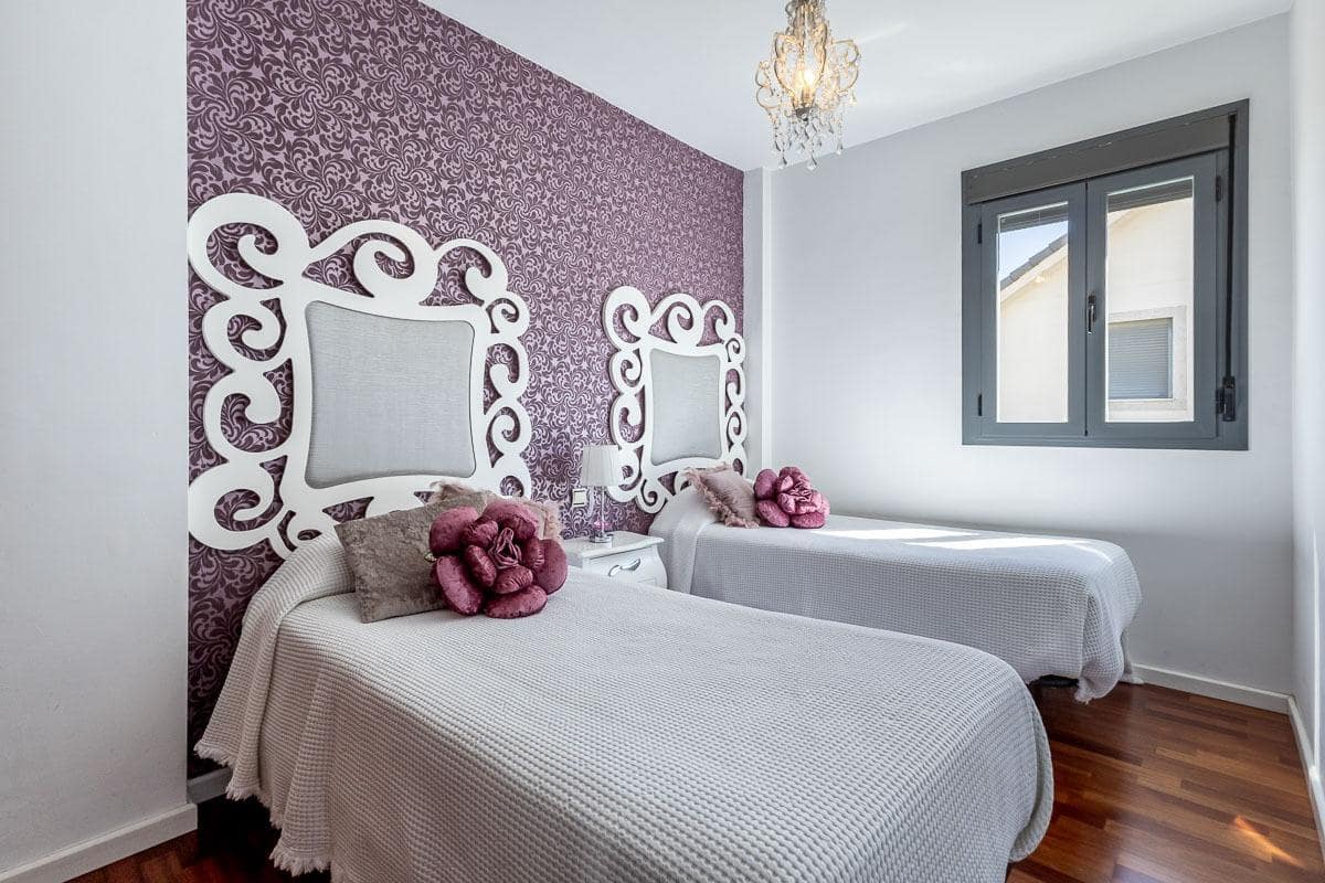 5 sypialnia Willa na sprzedaż w Dilar z basenem garażem - 485 000 € (Ref: 9985161)