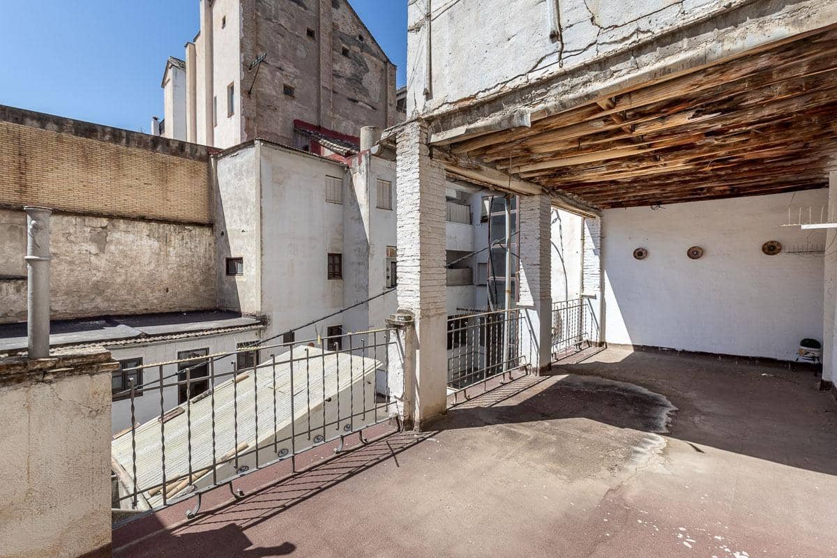 10 slaapkamer Flat te koop in Granada stad - € 595.000 (Ref: 9985162)