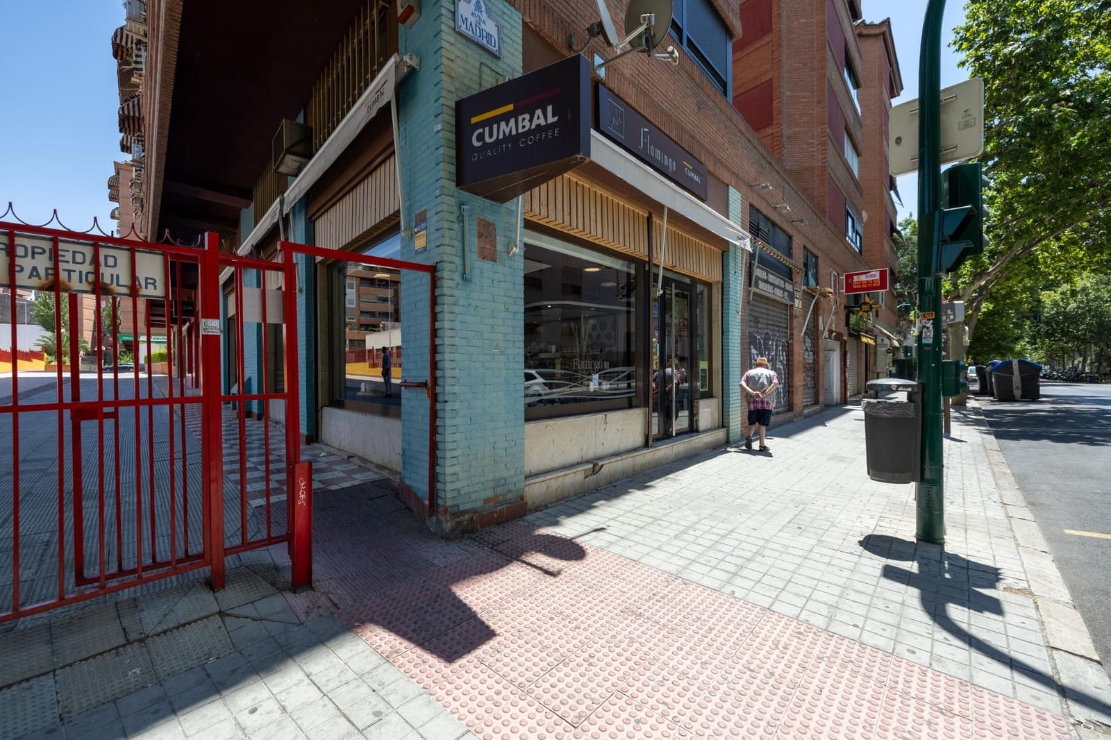 Kommersiell til salgs i Granada by - € 330 000 (Ref: 9987050)