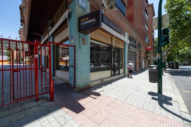 Kommersiell til salgs i Granada by - € 330 000 (Ref: 9987050)