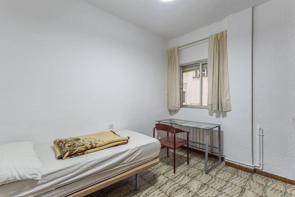 4 camera da letto Appartamento in vendita in Granada citta - 249.000 € (Rif: 9990884)