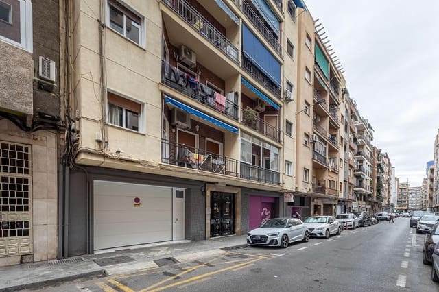 4 sypialnia Mieszkanie na sprzedaż w Miasto Grenada - 249 000 € (Ref: 9990884)