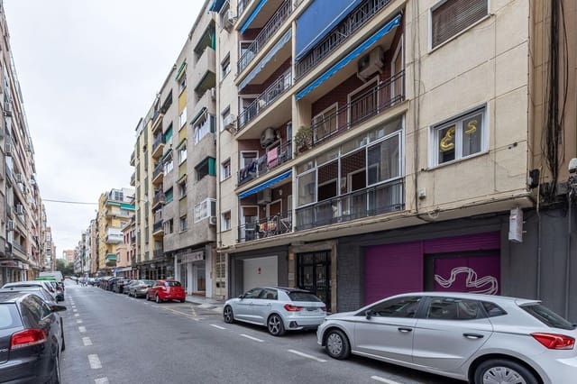 4 sypialnia Mieszkanie na sprzedaż w Miasto Grenada - 249 000 € (Ref: 9990884)