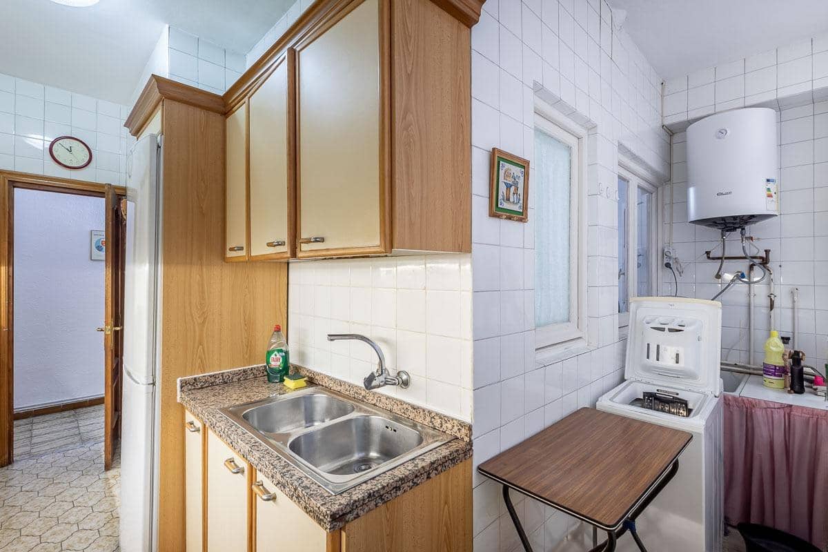 4 camera da letto Appartamento in vendita in Granada citta - 249.000 € (Rif: 9990884)