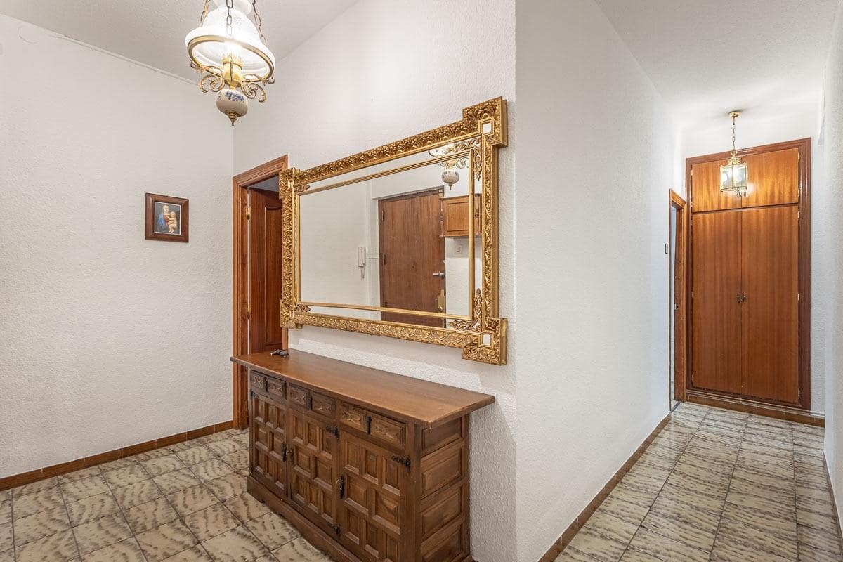 4 camera da letto Appartamento in vendita in Granada citta - 249.000 € (Rif: 9990884)