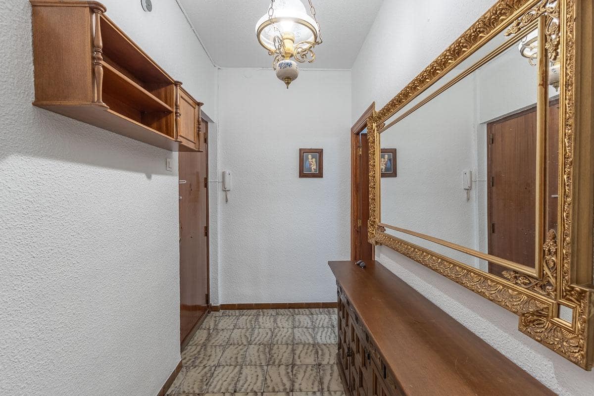 4 camera da letto Appartamento in vendita in Granada citta - 249.000 € (Rif: 9990884)