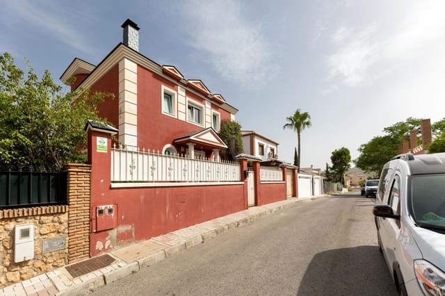 5 slaapkamer Villa te koop in Monachil met zwembad garage - € 450.000 (Ref: 9990886)