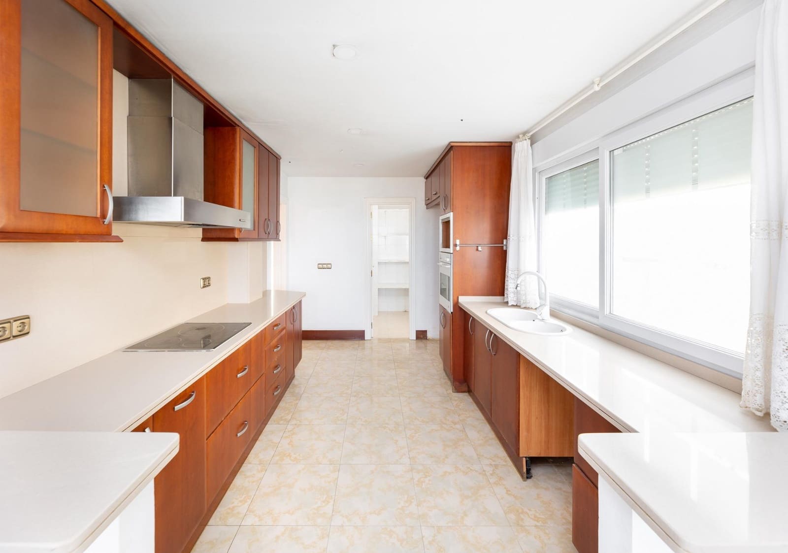 5 slaapkamer Villa te koop in Monachil met zwembad garage - € 450.000 (Ref: 9990886)