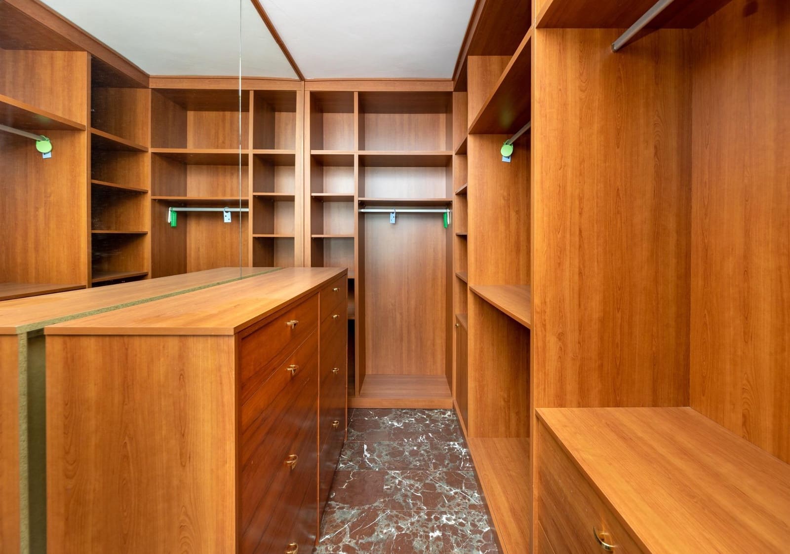5 slaapkamer Villa te koop in Monachil met zwembad garage - € 450.000 (Ref: 9990886)